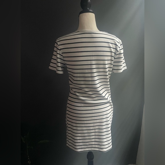 TOBI Striped White Tee Shirt Dress - Small - Picture 8 of 9